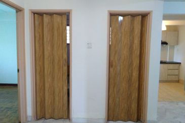 Pangsapuri Kiambang, Bukit Subang