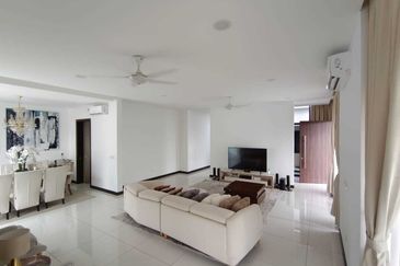 Elmina Tiana Bukit Jelutong 