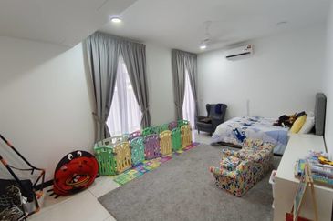 Elmina Tiana Bukit Jelutong 