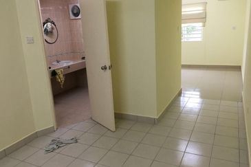 Bandar Tun Hussein Onn