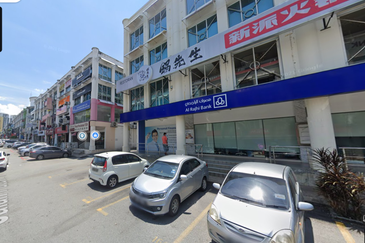 Ground Floor Shop Bandar Puteri 1 Puchong Opp Hero Market