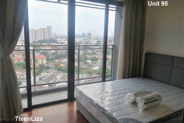 Biji Living (Seventeen Residences)