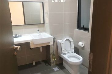 Biji Living (Seventeen Residences)