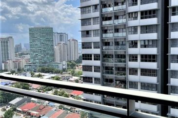Biji Living (Seventeen Residences)