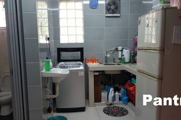 Jaya1 2 mins walk - Sec17, PJ. Home away from home