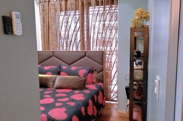 Biji Living (Seventeen Residences)