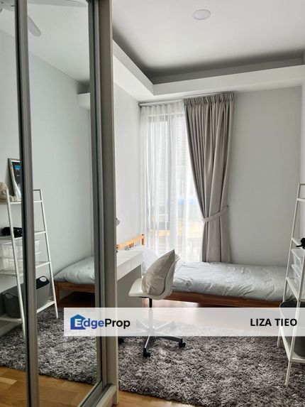 Co-Living Short-term Furnished Single room in a 2-room 2-bath 826sf unit @ Sentral Suites, KL Sentral. , Kuala Lumpur, KL Sentral