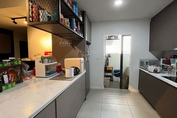 Biji Living (Seventeen Residences)