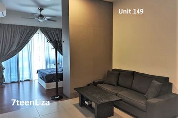 Biji Living (Seventeen Residences)