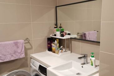 Biji Living (Seventeen Residences)