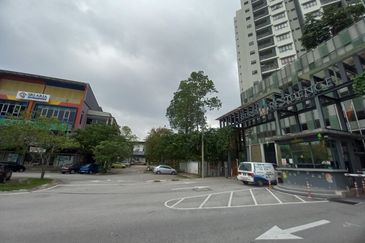 Bukit Jelutong