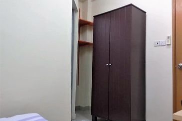 Jaya1 2 mins walk - Sec17, PJ. Home away from home