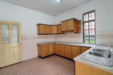 Jalan Bukit Rahman Putra