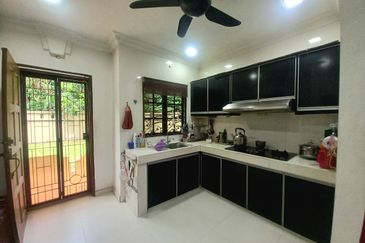 Jalan Bukit Rahman Putra