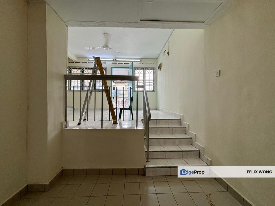 Super Cheap! Townhouse For Sale!! Taman Lembah Maju, Ampang, Selangor, Pandan Indah