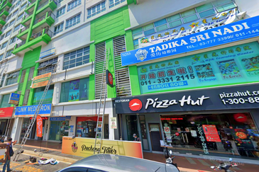 Parklane OUG Service Apartment