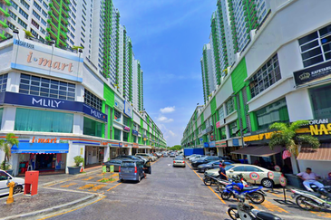 Parklane OUG Service Apartment