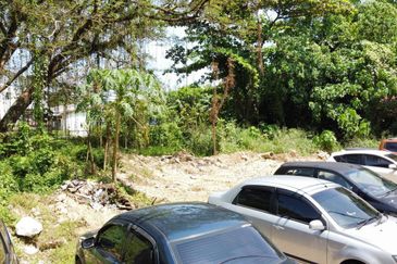 (9,772 KP, Depan KB Mall, Tanah Rata) Tanah Komersil di Bandar Kota Bharu, Kelantan