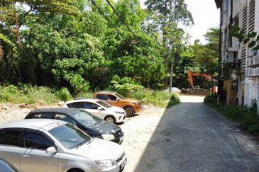 (9,772 KP, Depan KB Mall, Tanah Rata) Tanah Komersil di Bandar Kota Bharu, Kelantan