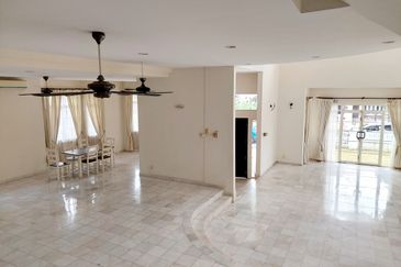 Tropicana Golf & Country Resort