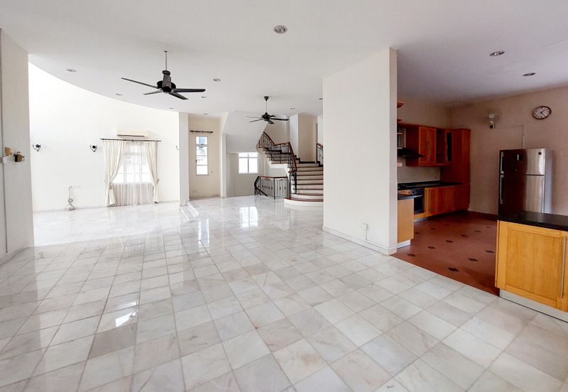 Tropicana Golf & Country Resort