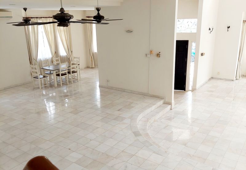 Tropicana Golf & Country Resort