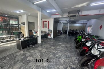  Tenanted Facing Mainraod 2 Sty Shop Bunglow @ Jalan Sireh Klang For Sale