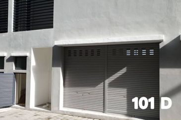 Facing Mainroad 2 Sty Shoplot Eco Sanctuary For Sale