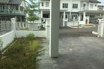 Hillview residence, Bandar Teknologi Kajang Semi D