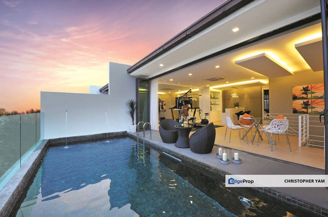 24x85 3 Storey Superlink House, Poolvillas, Reflexion Puchong, Taman Nusaputra Puchong, Near Cyberjaya, Selangor, Puchong
