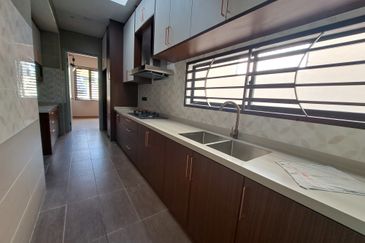 Alam Sari Bangi, Fully Renovated 2 Storey SEMI D HOUSE, Near Kajang, Putrajaya, Bangi UKM, Freehold