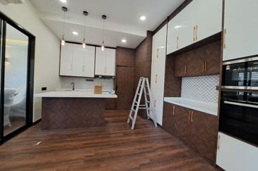 Alam Sari Bangi, Fully Renovated 2 Storey SEMI D HOUSE, Near Kajang, Putrajaya, Bangi UKM, Freehold