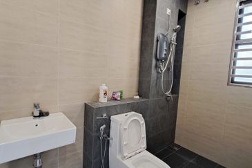 Alam Sari Bangi, Fully Renovated 2 Storey SEMI D HOUSE, Near Kajang, Putrajaya, Bangi UKM, Freehold