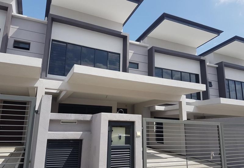 [ Gated and Guarded ] Kajang East Terrace House, Freehold Terrace House for Sale