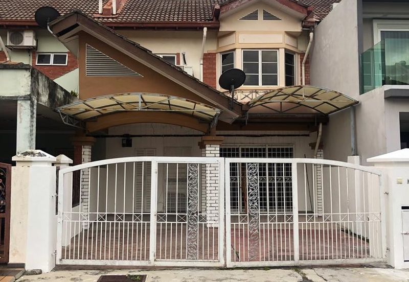 Bandar Tun Hussein Onn