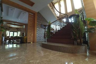 Fully Renovate | Bungalow Perdana Lakeview East Cyberjaya, 9472sq feet