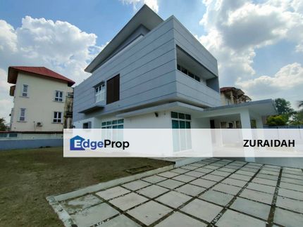 (6 ROOMS, 7 BATHS) 2.5 Storey Bungalow @ Jalan Shahbandar, Bandar Mahkota Cheras, Selangor, Cheras