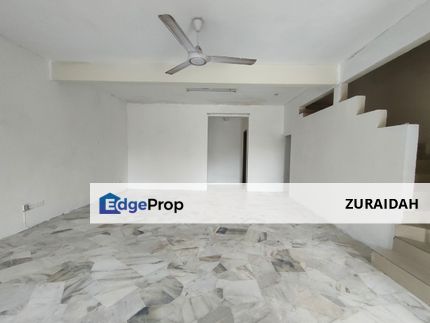 FACING OPEN! 2 Storey Terrace Bandar Rinching Seksyen 2, Semenyih, Selangor, Semenyih