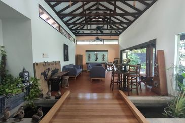 Changkat Kiara Surya