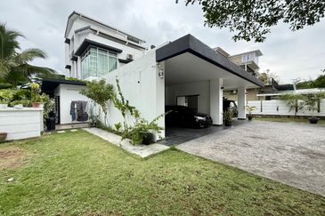 Bandar Tun Hussein Onn