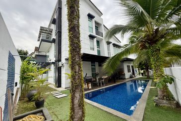 Bandar Tun Hussein Onn