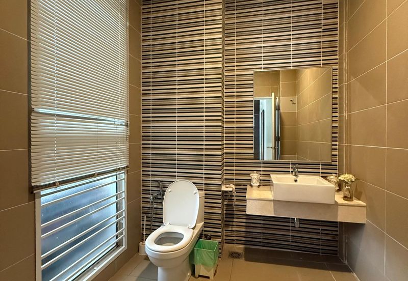 Bandar Tun Hussein Onn