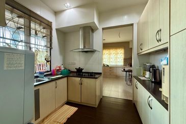 Bandar Tun Hussein Onn