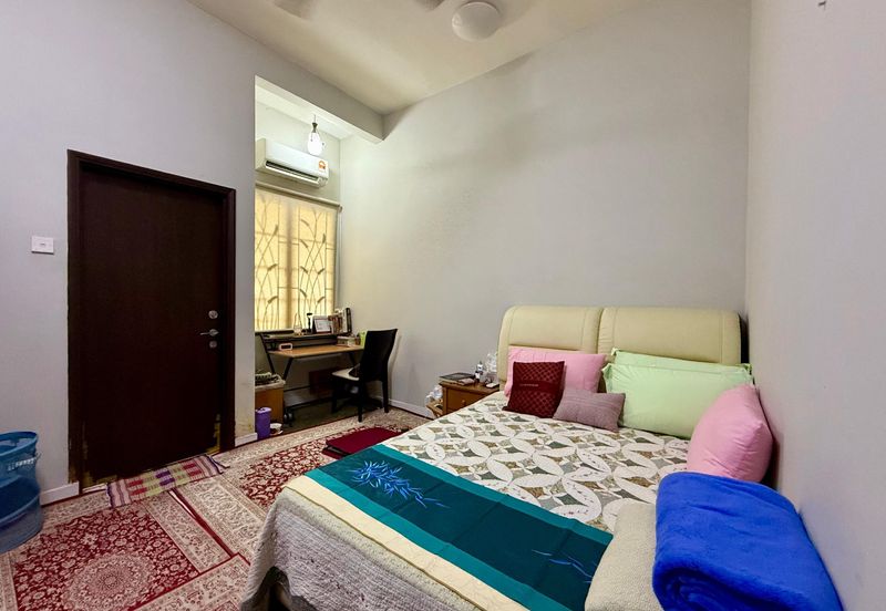 Bandar Tun Hussein Onn