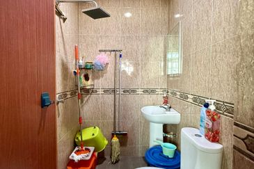 Bandar Tun Hussein Onn