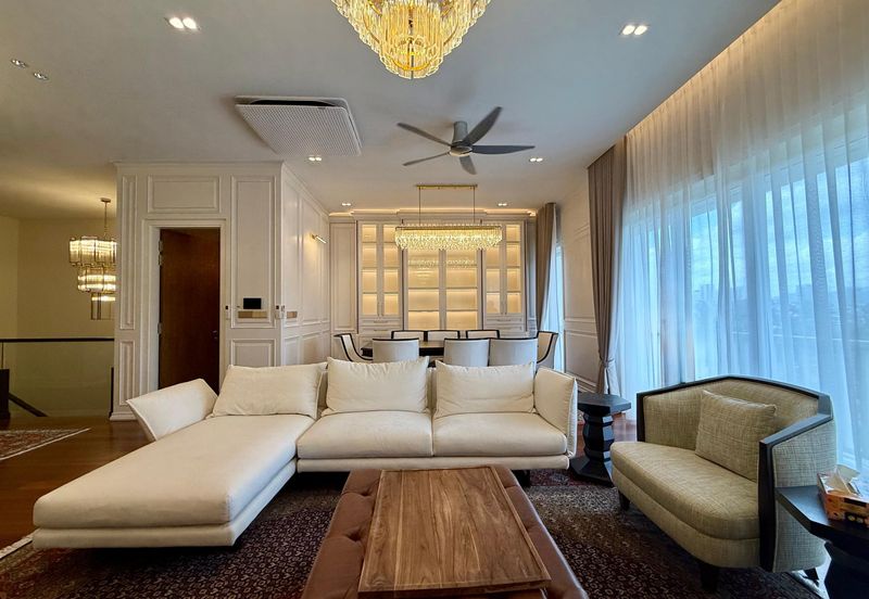 BEAUTIFUL ID! FULLY FURNISHED! Lower Unit Duplex Townhouse @ Serene Mont Kiara, KL