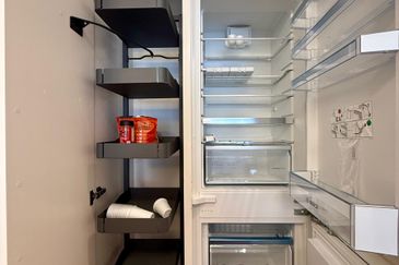 BEAUTIFUL ID! FULLY FURNISHED! Lower Unit Duplex Townhouse @ Serene Mont Kiara, KL