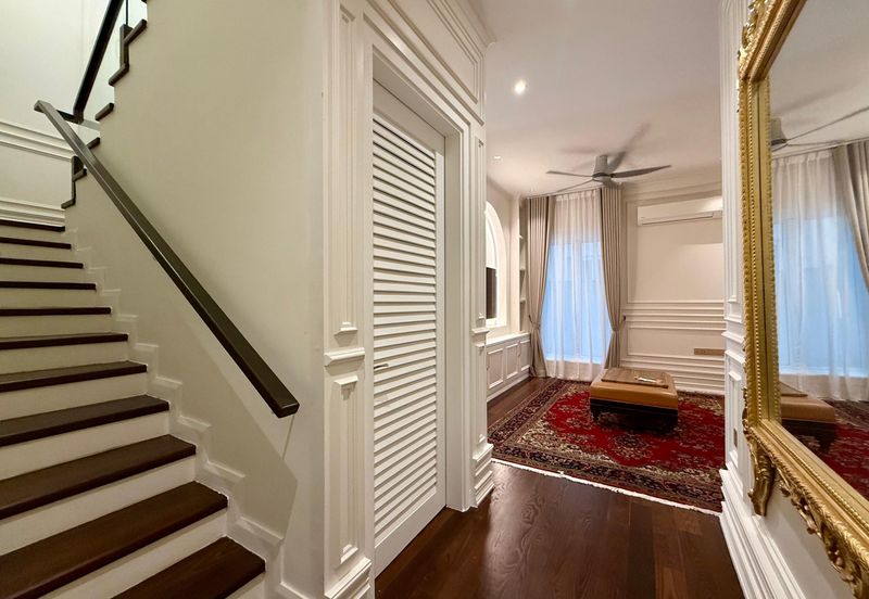 BEAUTIFUL ID! FULLY FURNISHED! Lower Unit Duplex Townhouse @ Serene Mont Kiara, KL