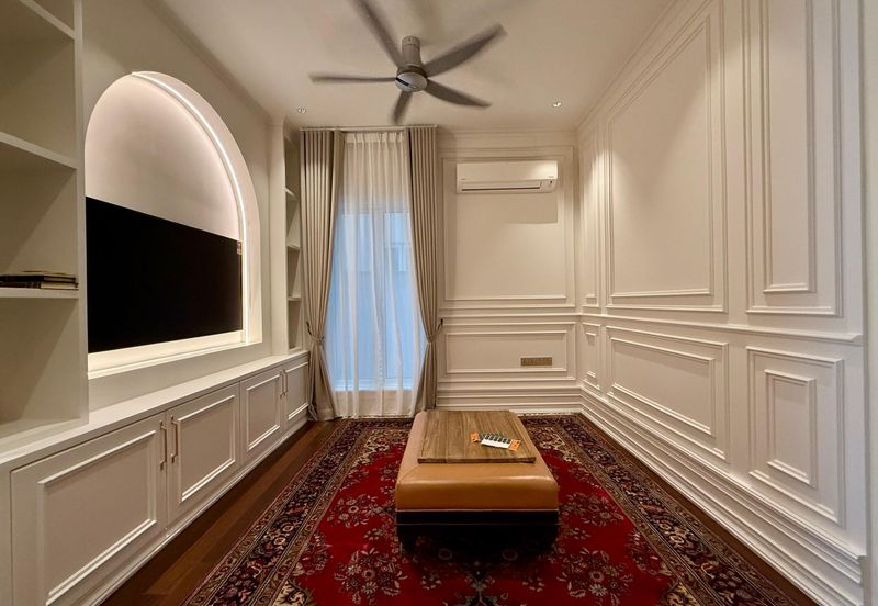 BEAUTIFUL ID! FULLY FURNISHED! Lower Unit Duplex Townhouse @ Serene Mont Kiara, KL