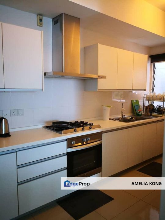 Full Furnish 3 Bedrooms Unit Near to Publika, Kuala Lumpur, Dutamas